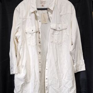 Universal Thread Women's Cream Shirt Jacket